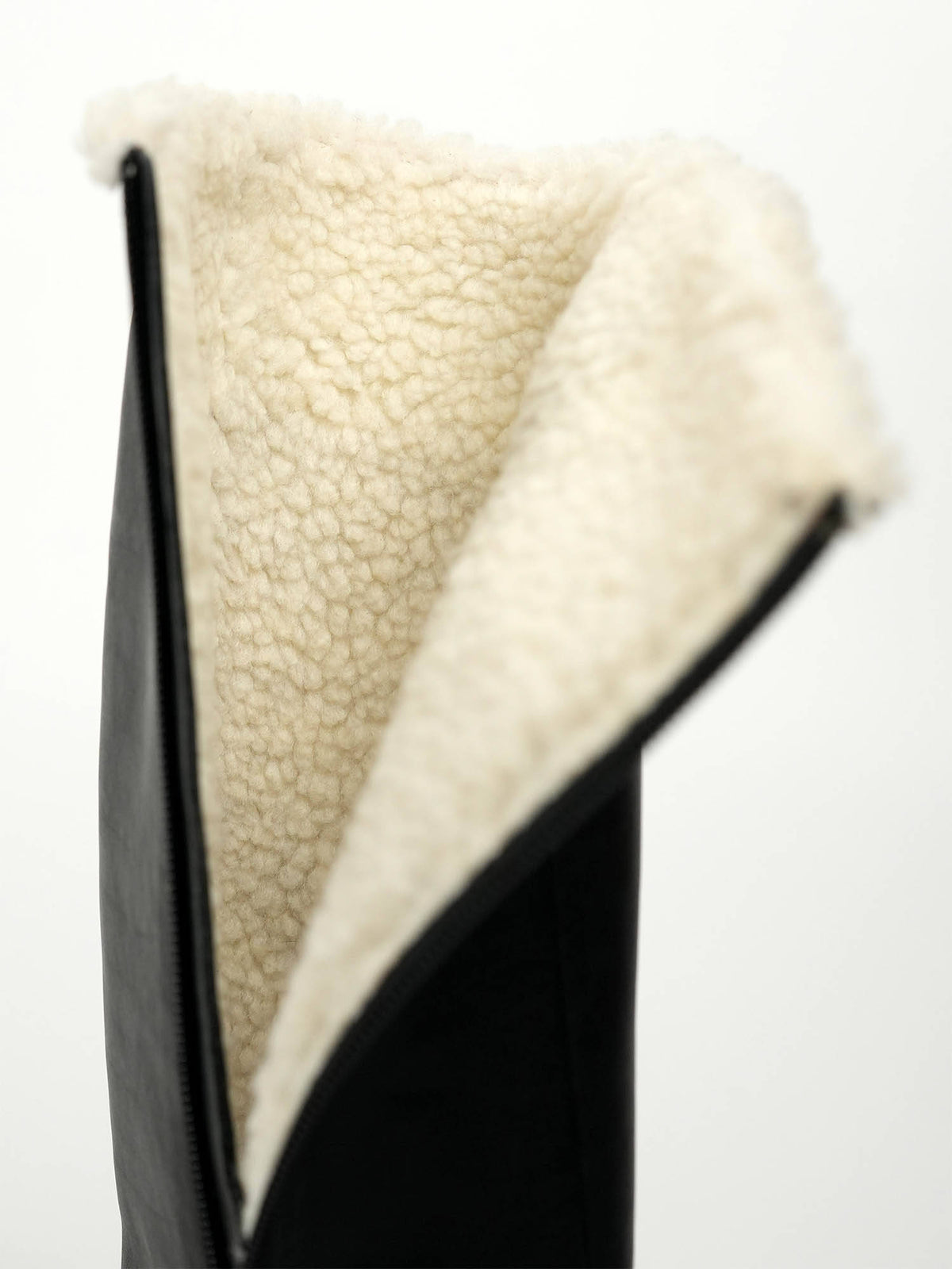 Women Huskies Black Block Heel Winter Boots | BT61 - view 5
