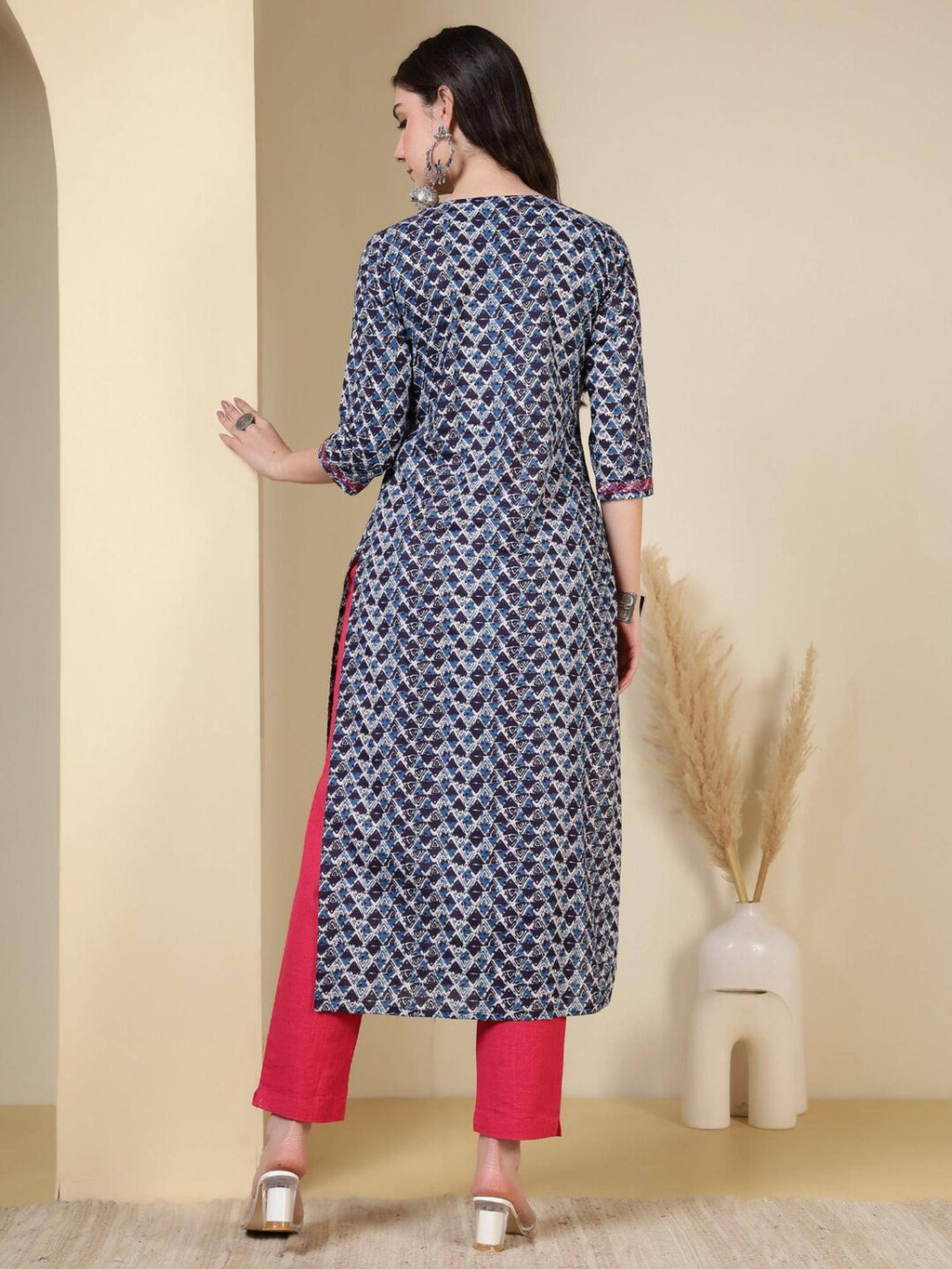 Floral Printed Straight Pure Cotton Kurta - Pink | FY93 - view 14