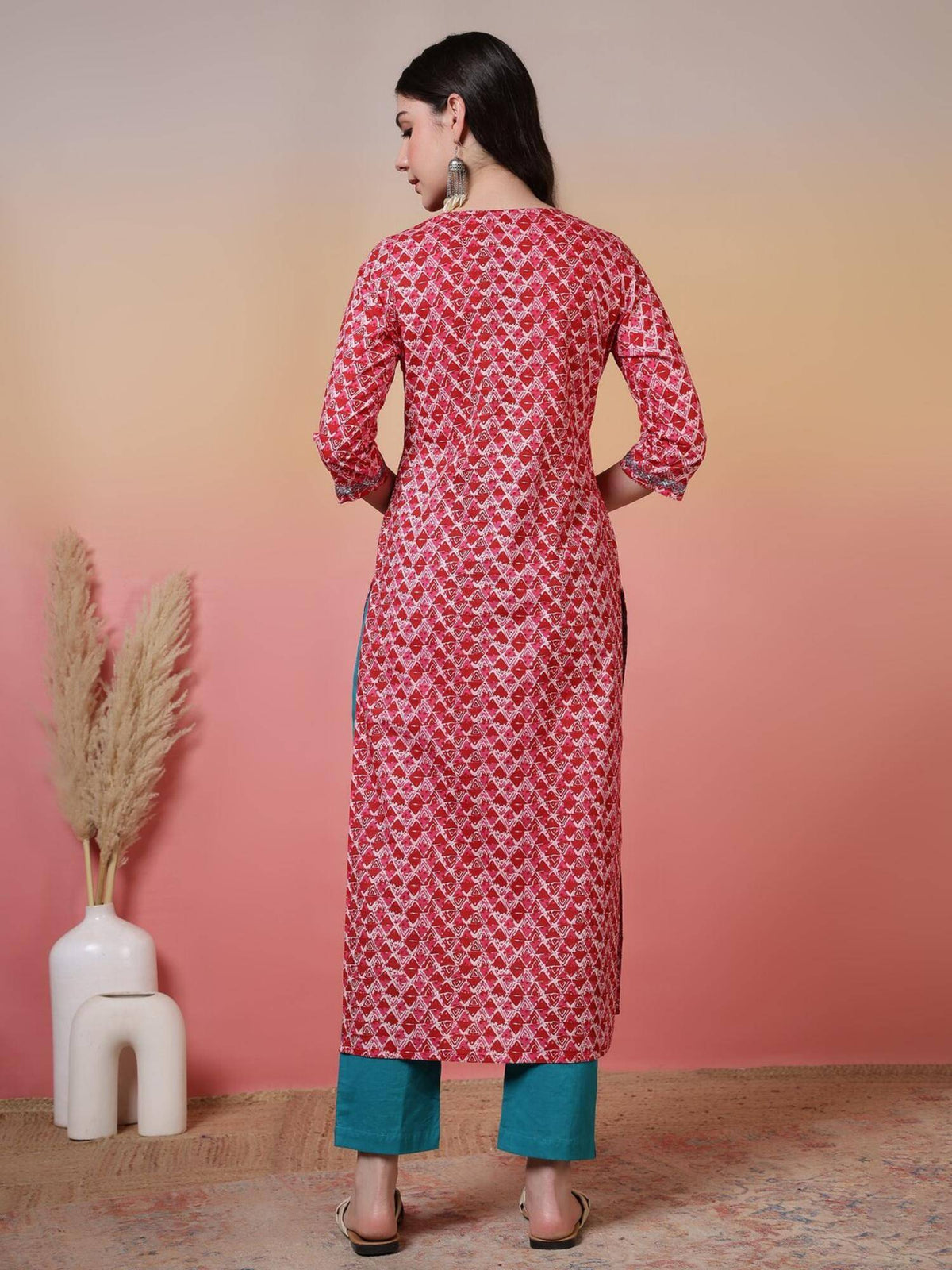 Floral Printed Straight Pure Cotton Kurta - Pink | FY93 - view 3