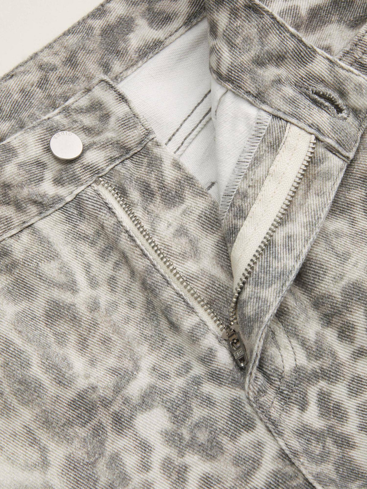 Denim Low Rise Solid Pocket Barrel-leg Jeans | BG78 - view 4