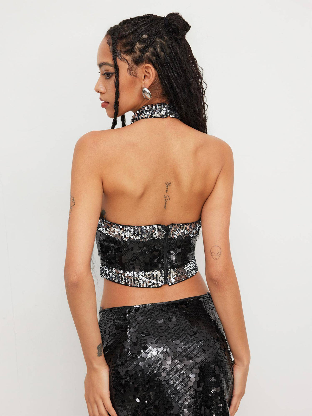Sequin Halter Neckline Contrasting Binding Crop Tank Top | TT98 - view 7