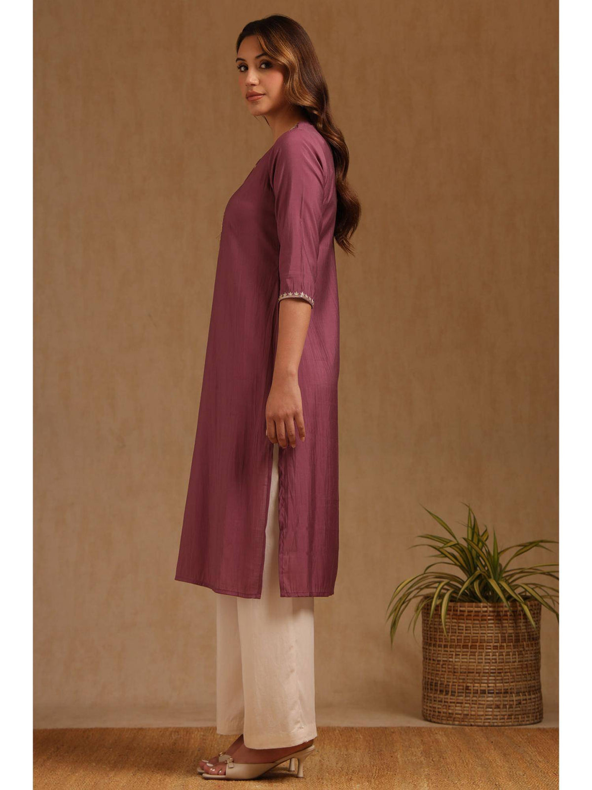 Womens Mauve Roman Silk Embroidered Sequins Kurta | KDG - view 2