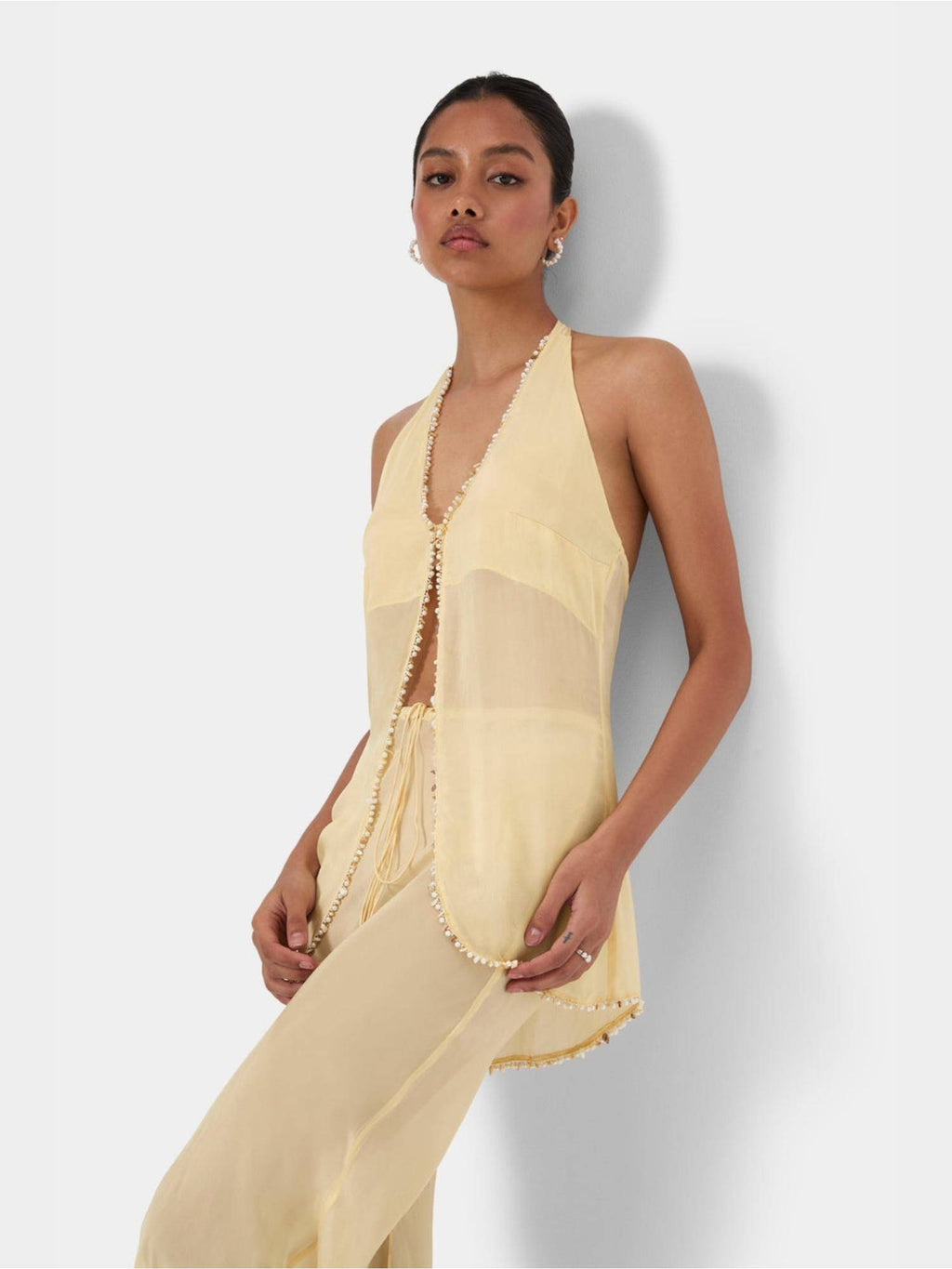 Black Shell Trim Halter Top | HT67 - view 26