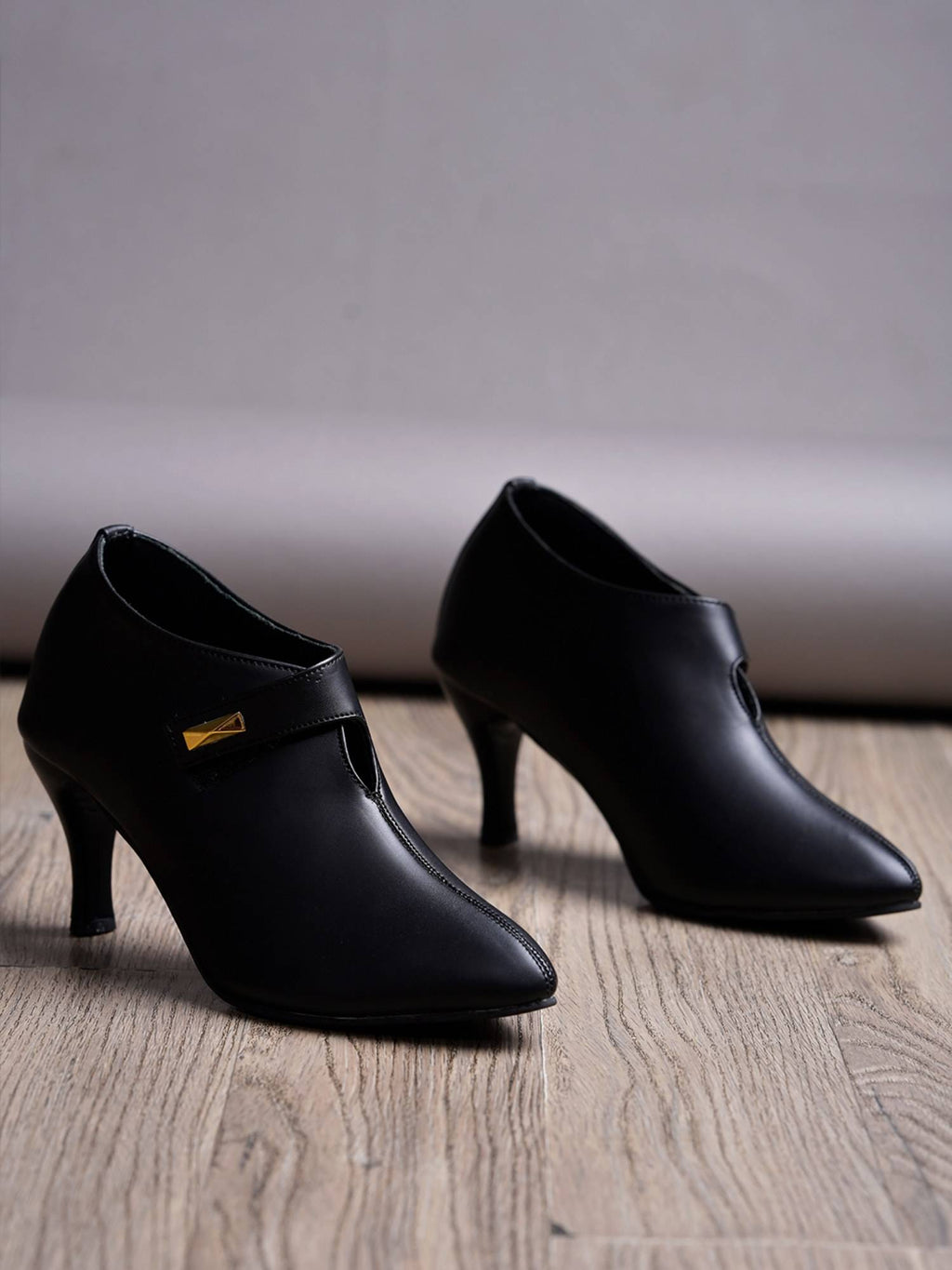 Pointed Toe Black Pumps for Women | H78 - view 4