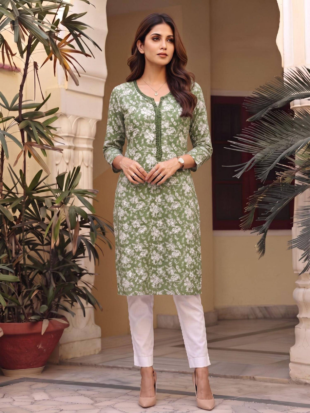 Women Green Floral Printed Kurta | KDG - view 1