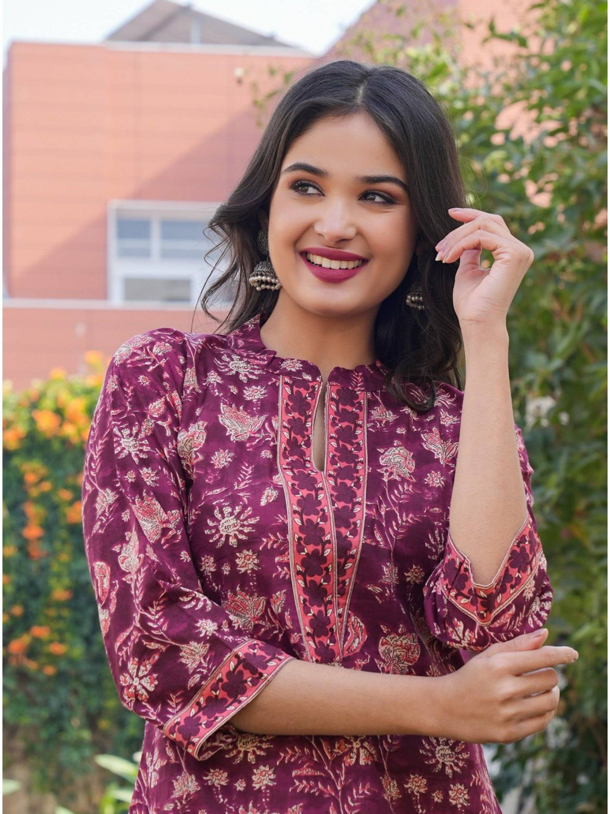 Women Floral Printed Straight Cotton Purple Kurta | FY93 - view 4