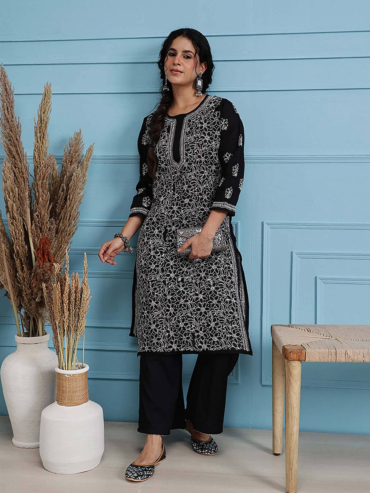 Hand Embroidered White Cotton Lucknowi Chikan Kurta (XS) (A411181) | KDG - view 48