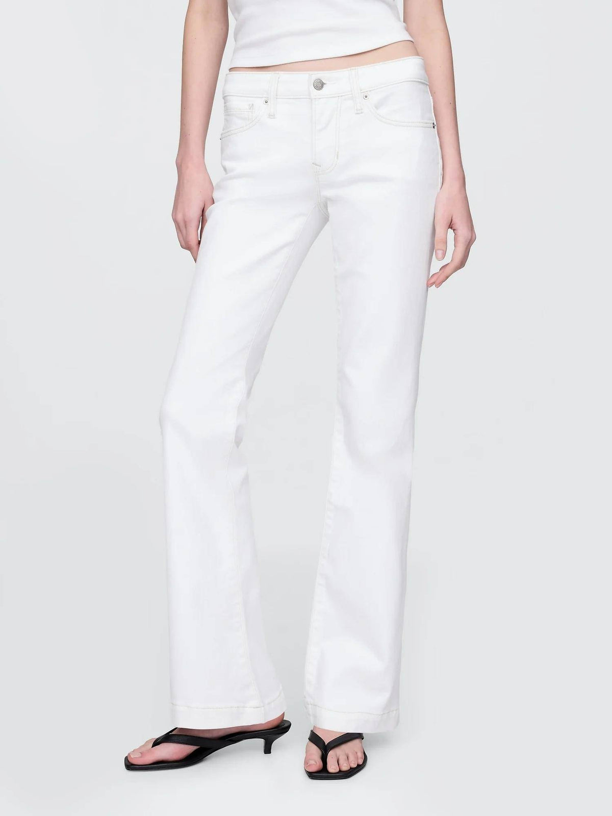 Womens Low-Rise Boot-Cut Jeans | ST23 - view 1