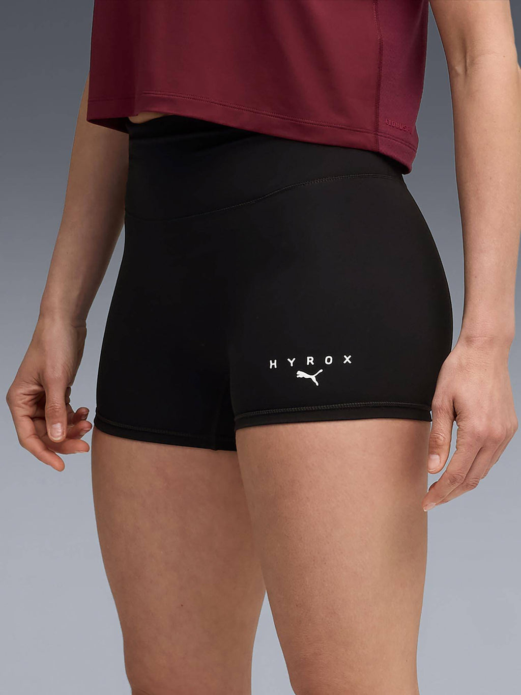 Black Solid Mid Waist Fitted Short - view 2