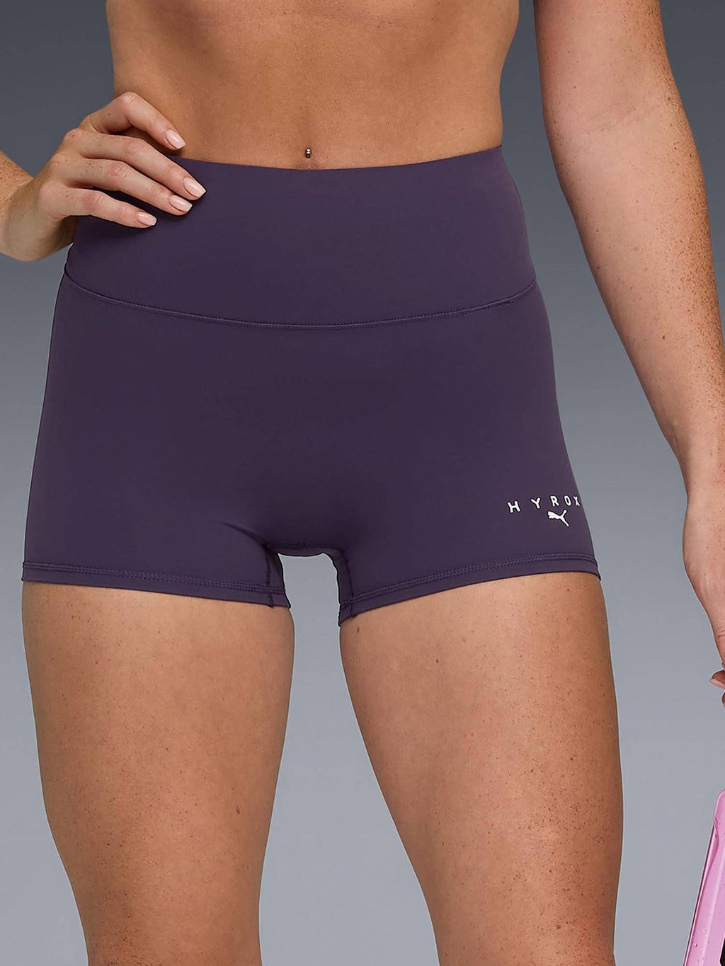 Black Solid Mid Waist Fitted Short - view 7