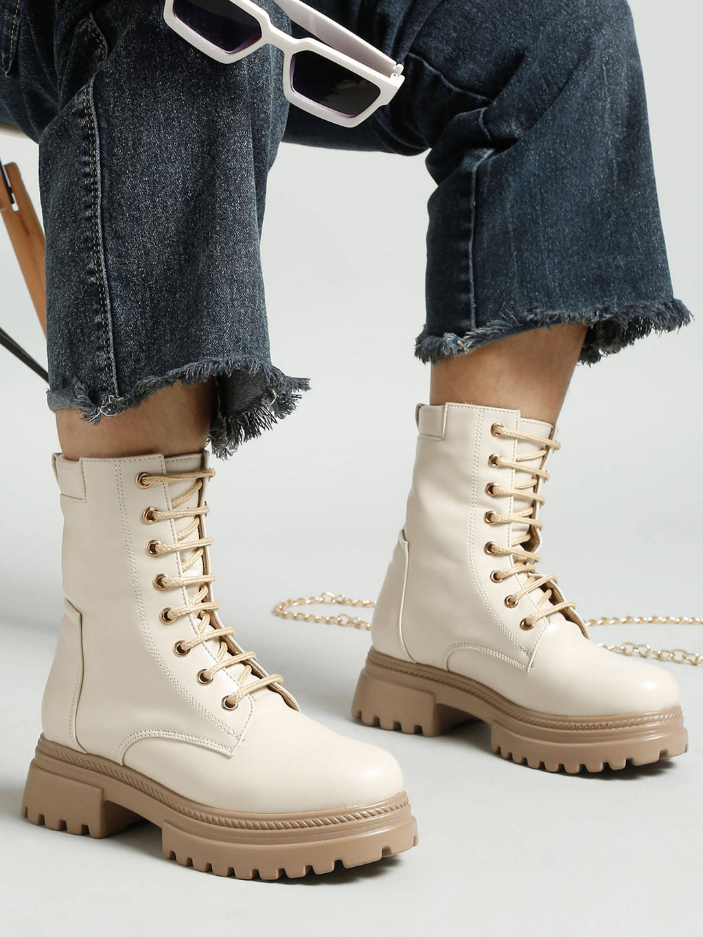 Cream Lace-Ups Brogues Boots | BT61 - view 7
