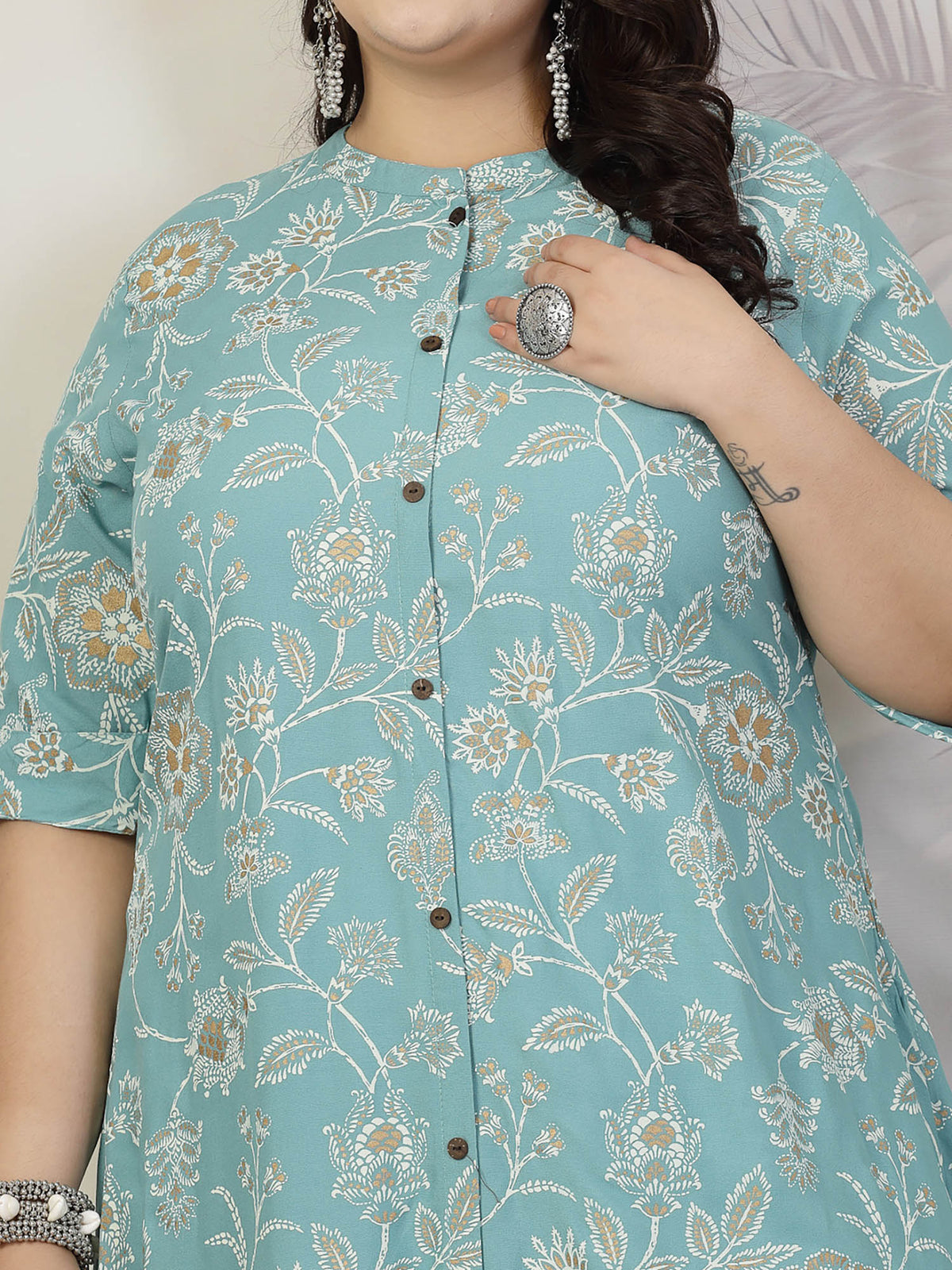 Women Plus Size Mauve Floral Printed Rayon A-Line Kurta | U3S - view 10
