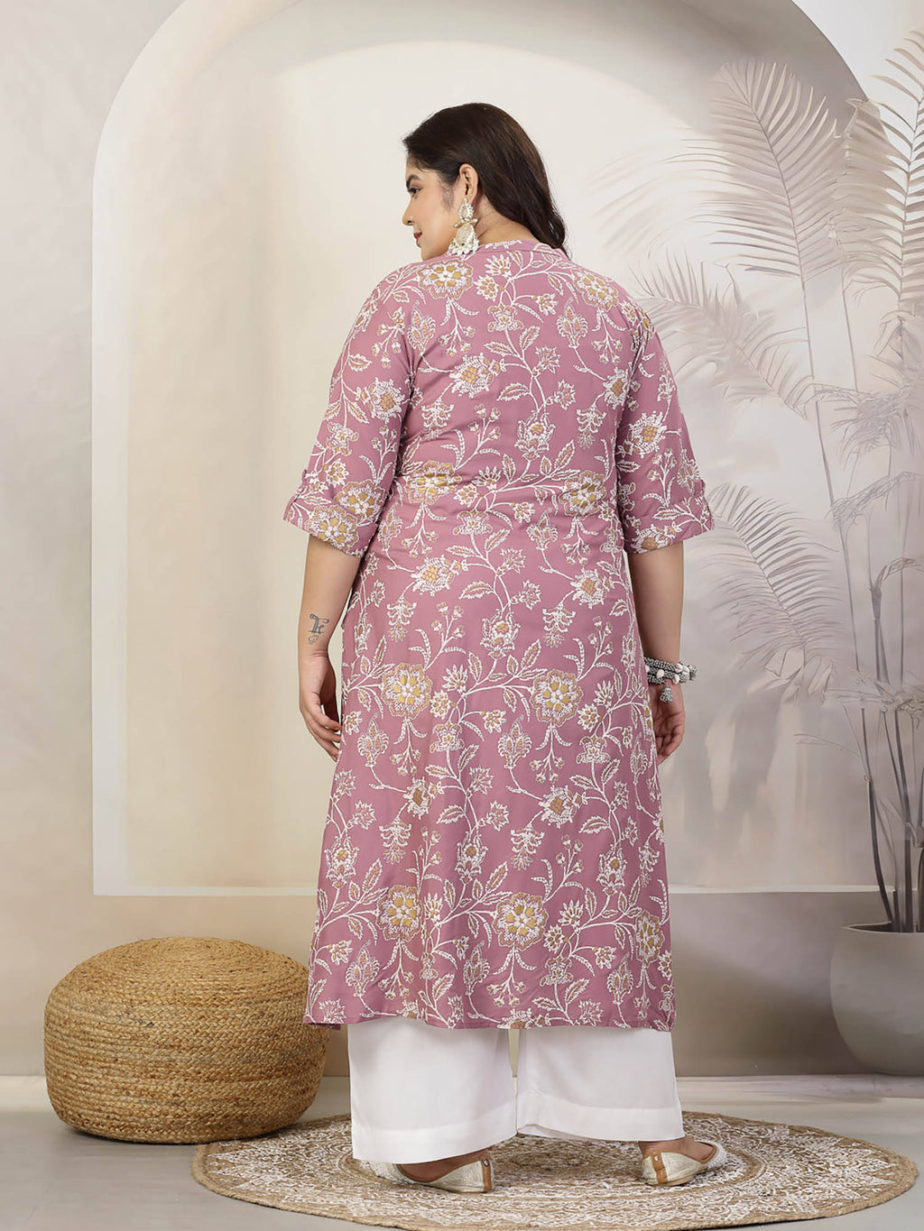 Women Plus Size Mauve Floral Printed Rayon A-Line Kurta | U3S - view 2