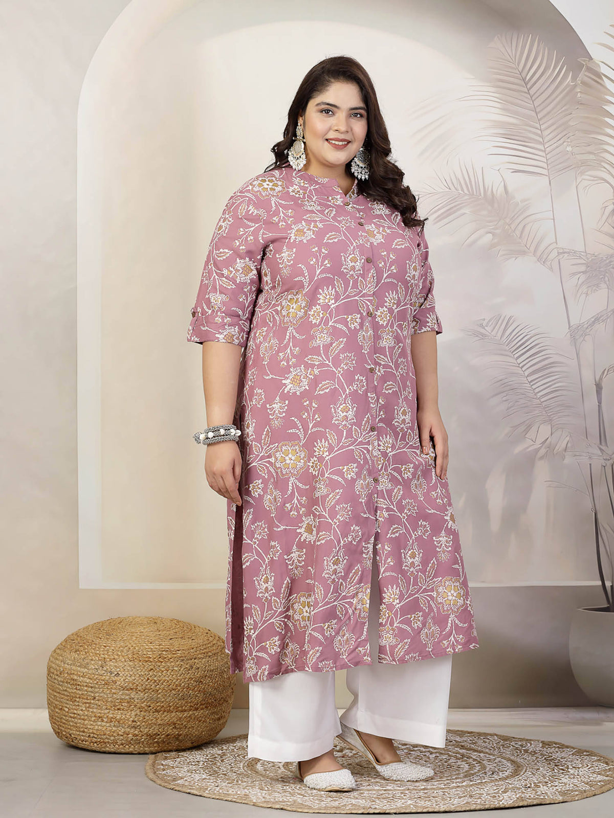 Women Plus Size Mauve Floral Printed Rayon A-Line Kurta | U3S - view 3