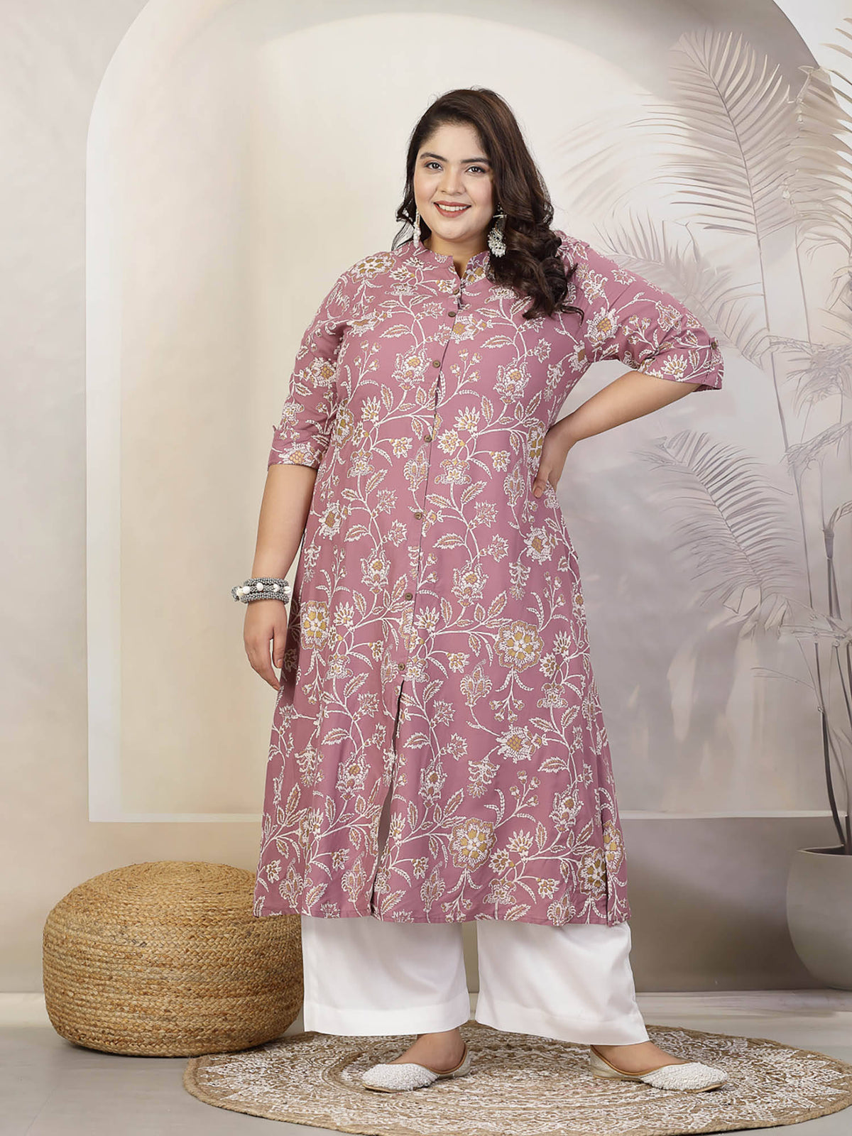 Women Plus Size Mauve Floral Printed Rayon A-Line Kurta | U3S - view 5