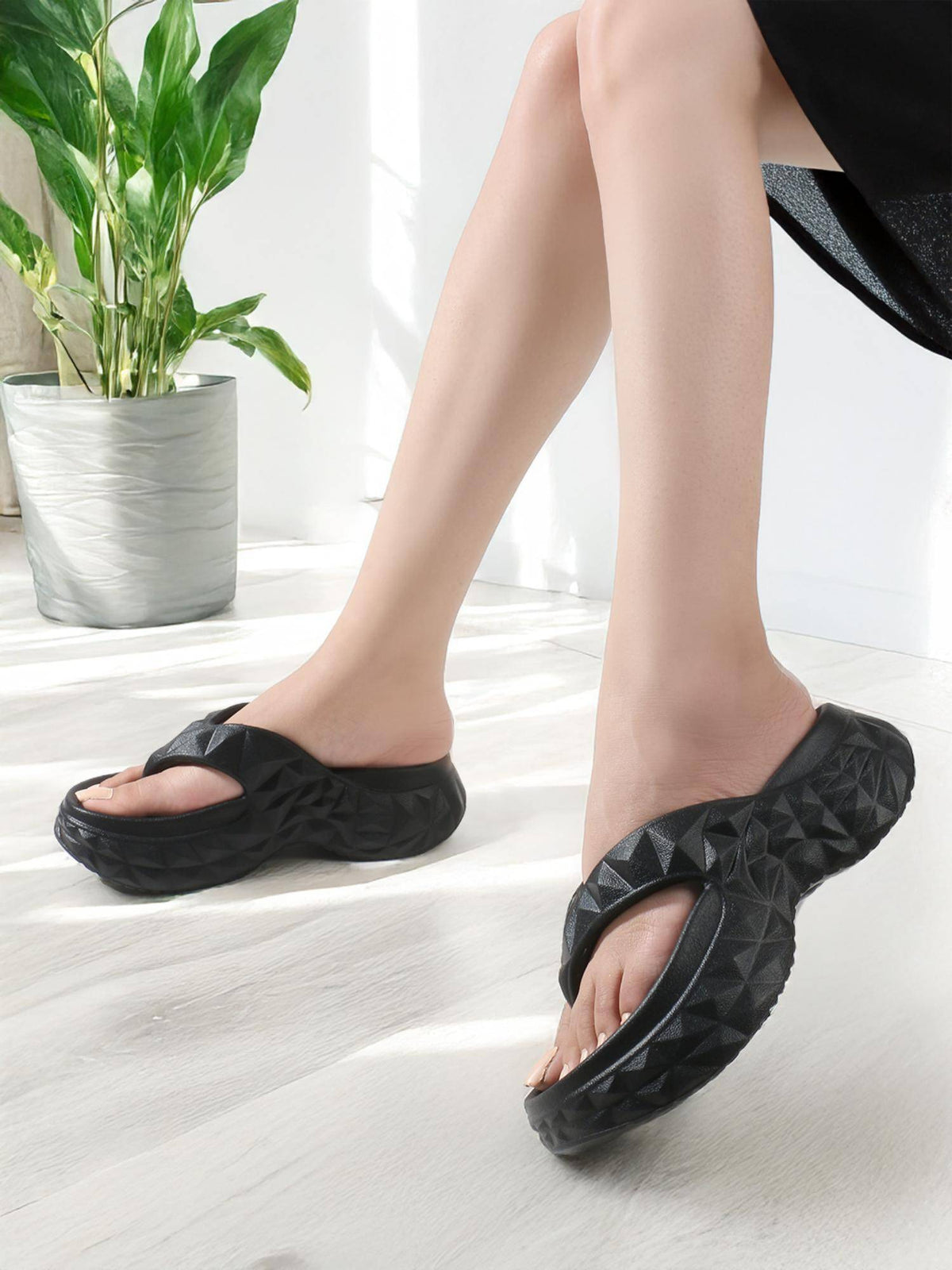 Womens Black Superior Elevated Comfort Sandals | SD89 - view 2