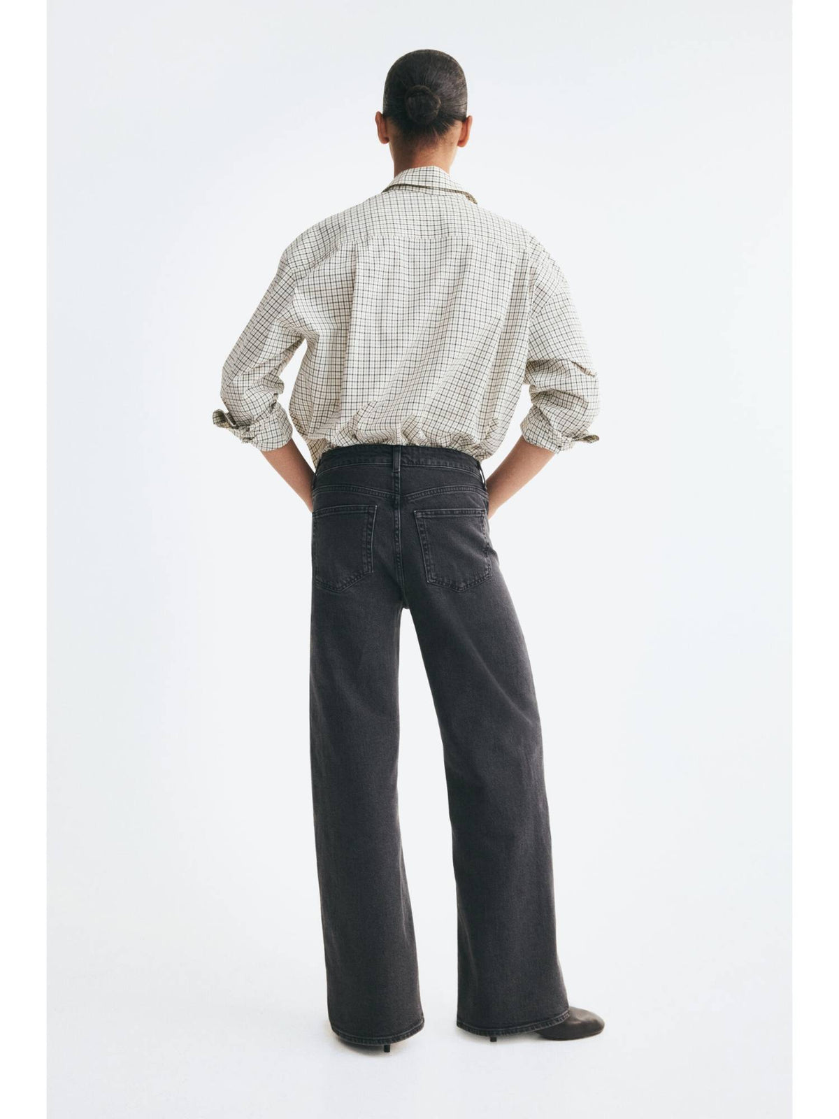 Women Grey Wide High Jeans | ST23 - view 4