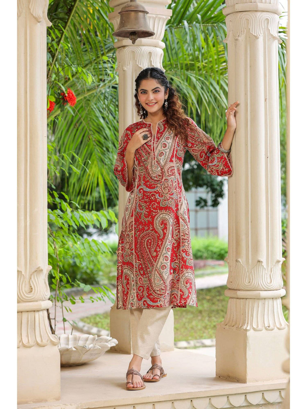 Women Red Ethnic Motifs Printed Straight Pure Cotton Kurta | U3S - view 5