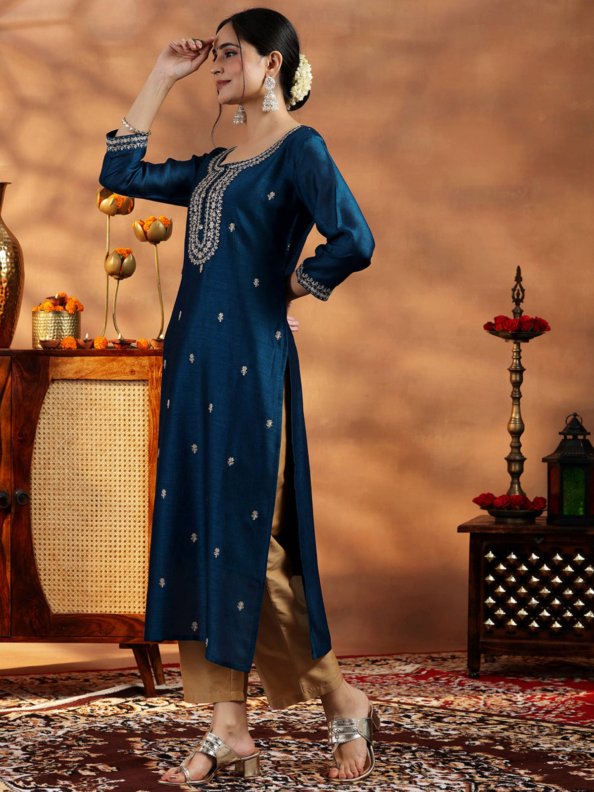 Maroon Embroidered Silk Straight Kurta | U3S - view 9