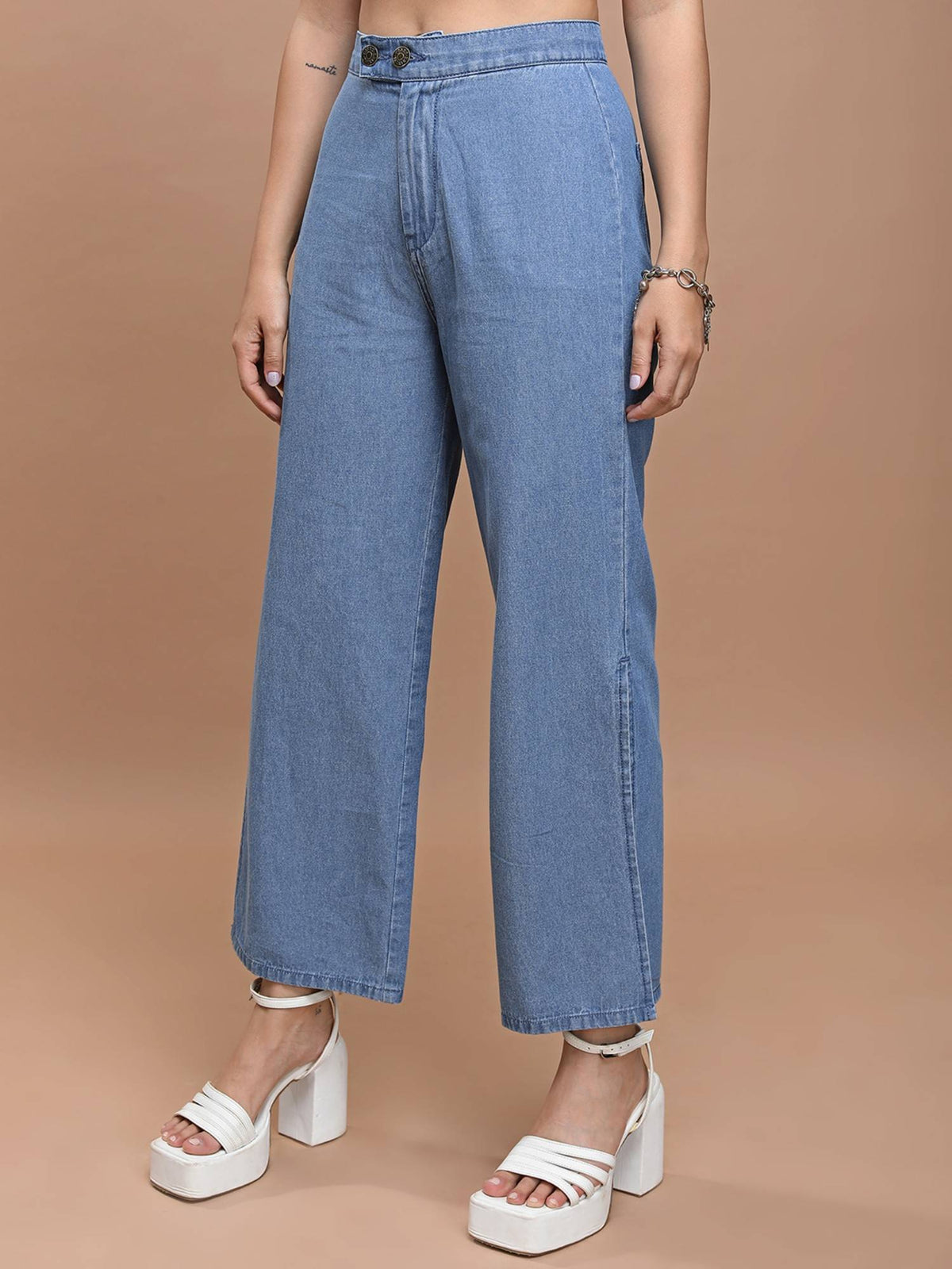 Women Mid-Rise Clean Look Relaxed Fit Light Fade Jeans | RF89 - view 4