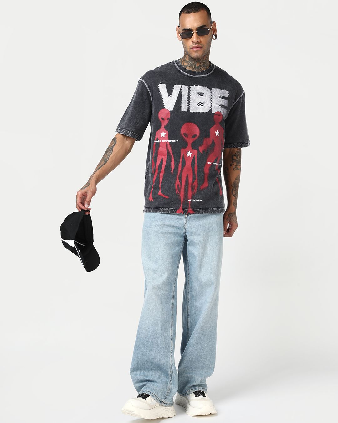 Men's Black Graphic Printed Oversized Acid Wash T-shirt Morrislane image 5
