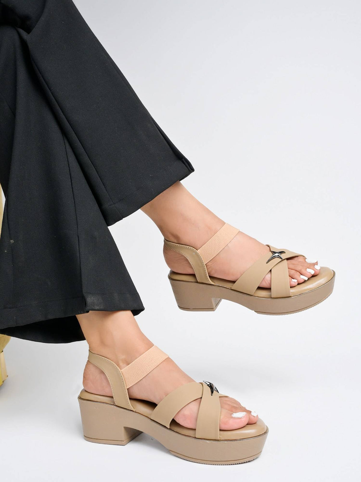 Elegant Black Heeled Sandals for Women | H78 - view 9