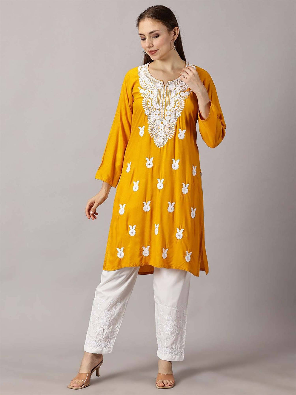 Women Red Floral Embroidered Straight Kurta | FY93 - view 37