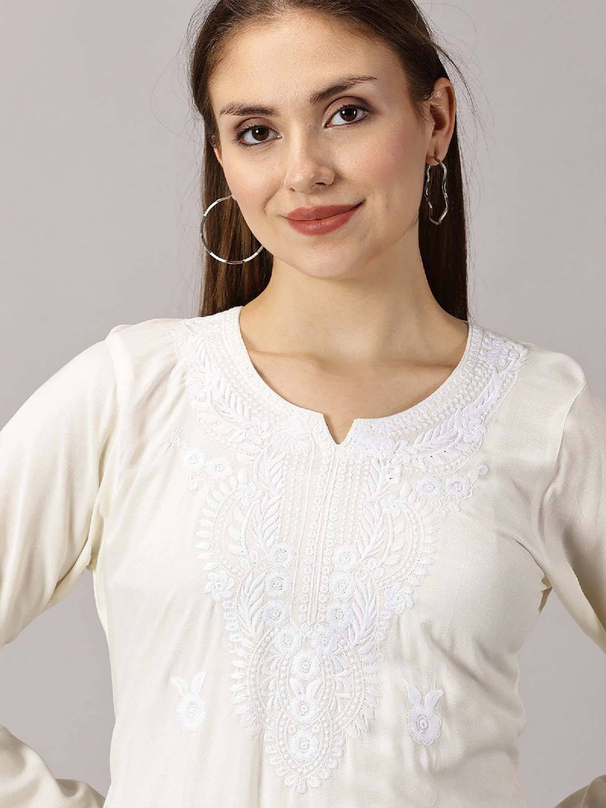 Women Red Floral Embroidered Straight Kurta | KDG - view 34