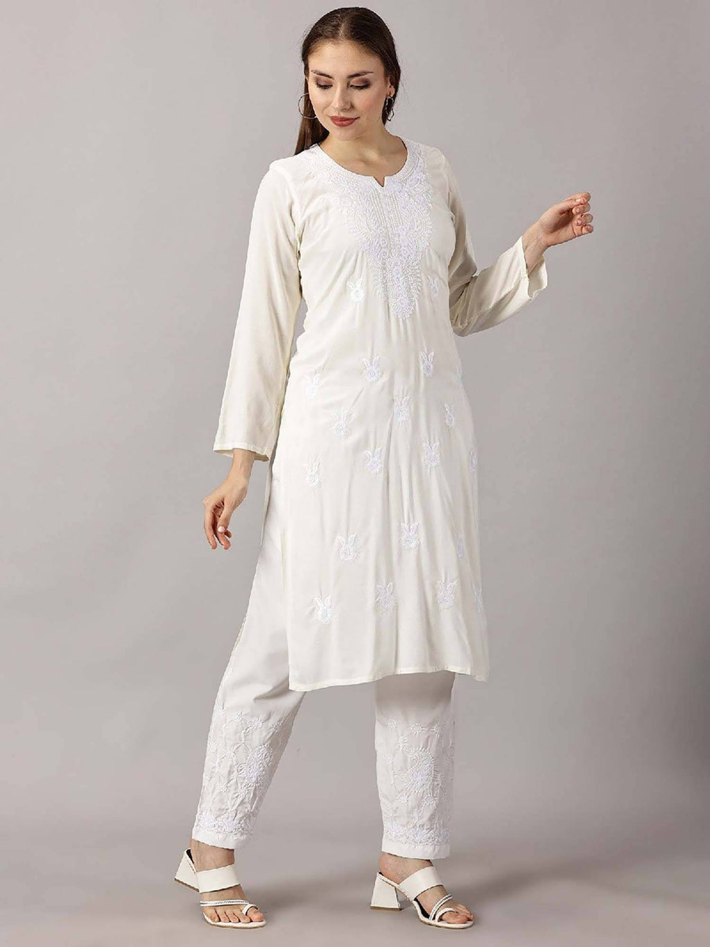 Women Red Floral Embroidered Straight Kurta | KDG - view 35