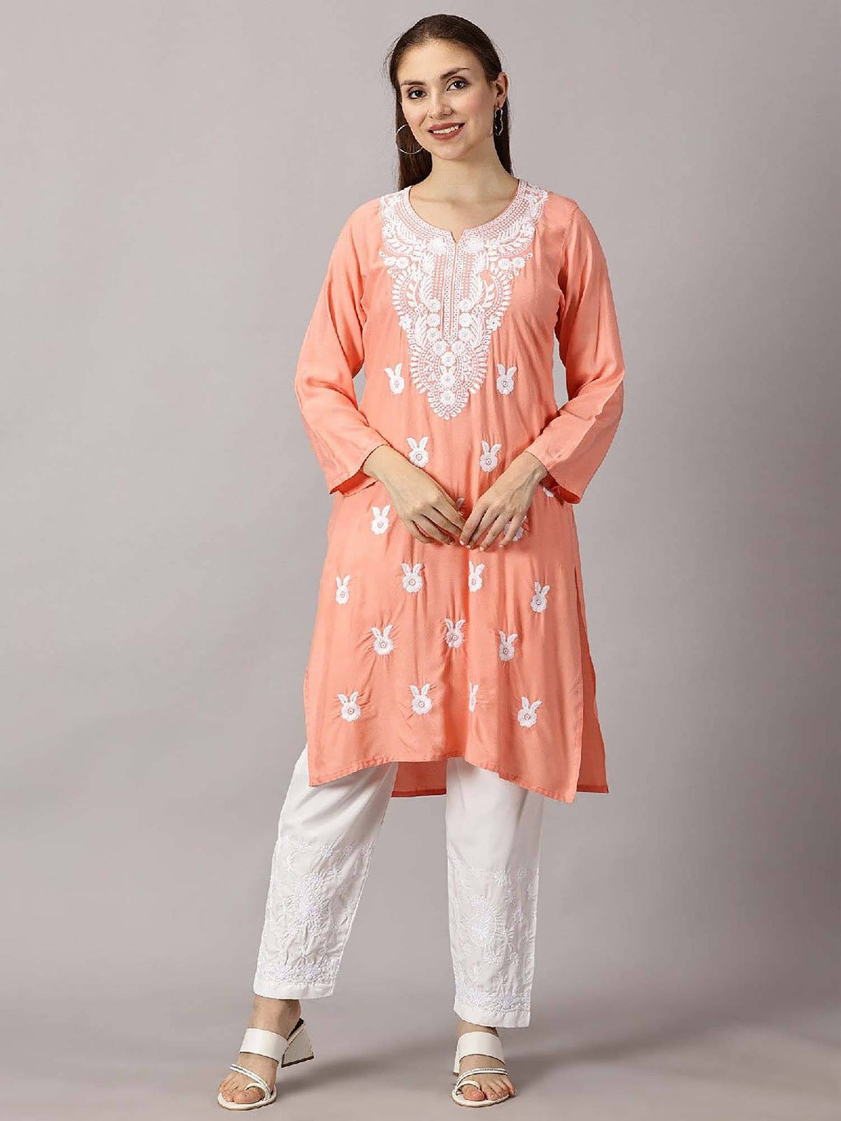 Women Red Floral Embroidered Straight Kurta | KDG - view 13