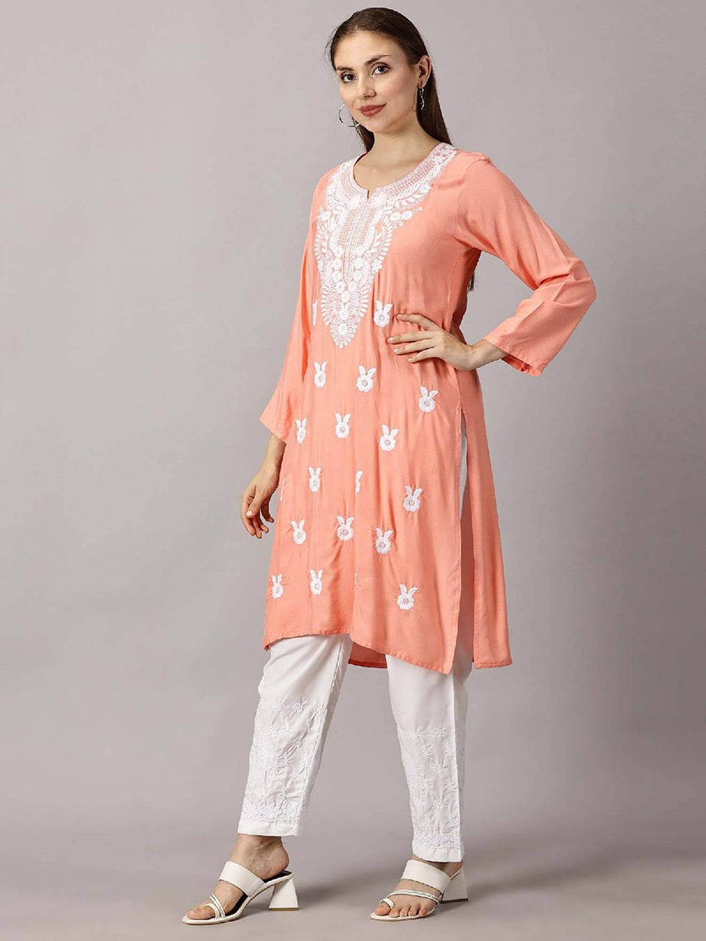 Women Red Floral Embroidered Straight Kurta | KDG - view 15