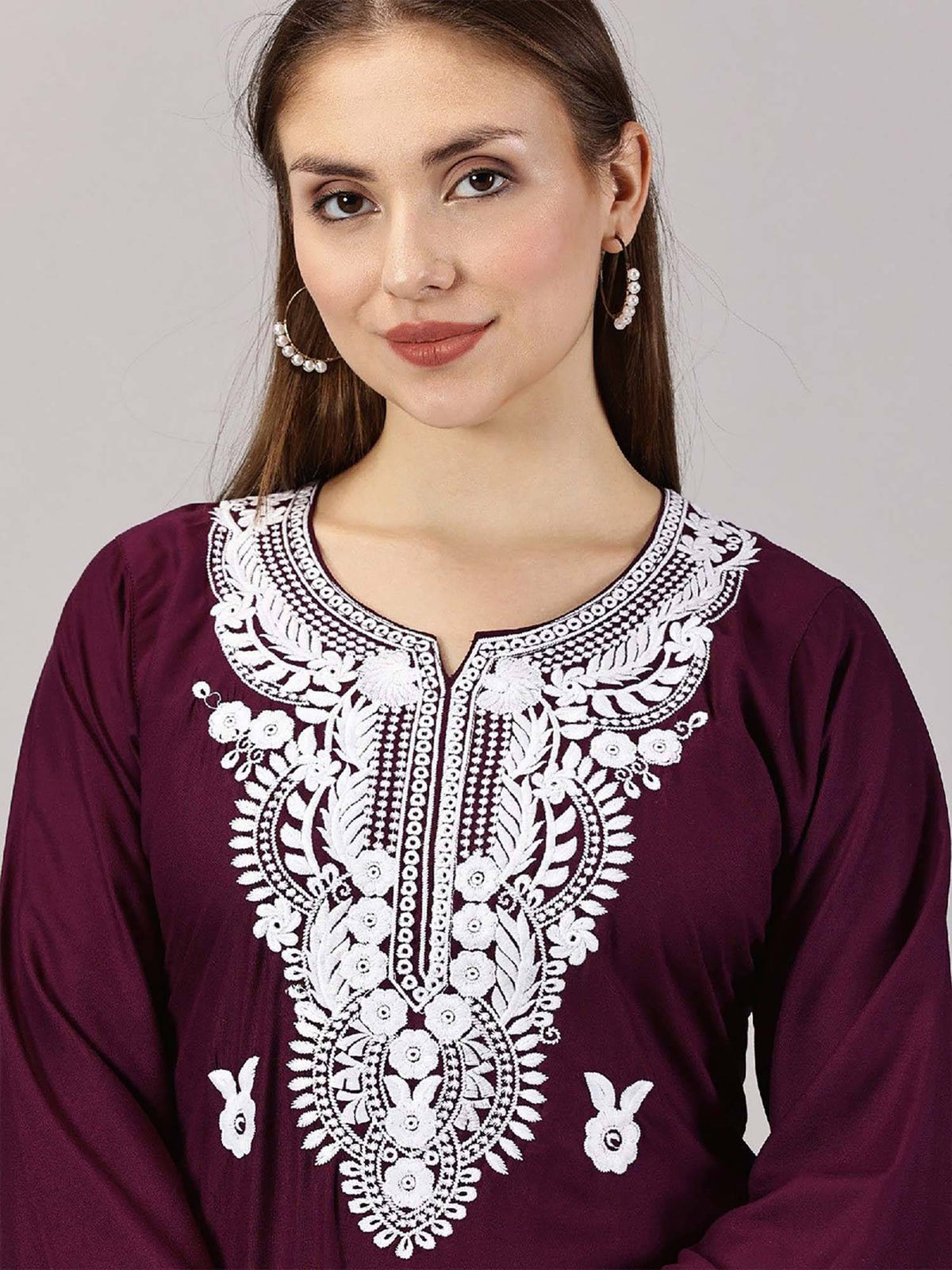 Women Red Floral Embroidered Straight Kurta | FY93 - view 28