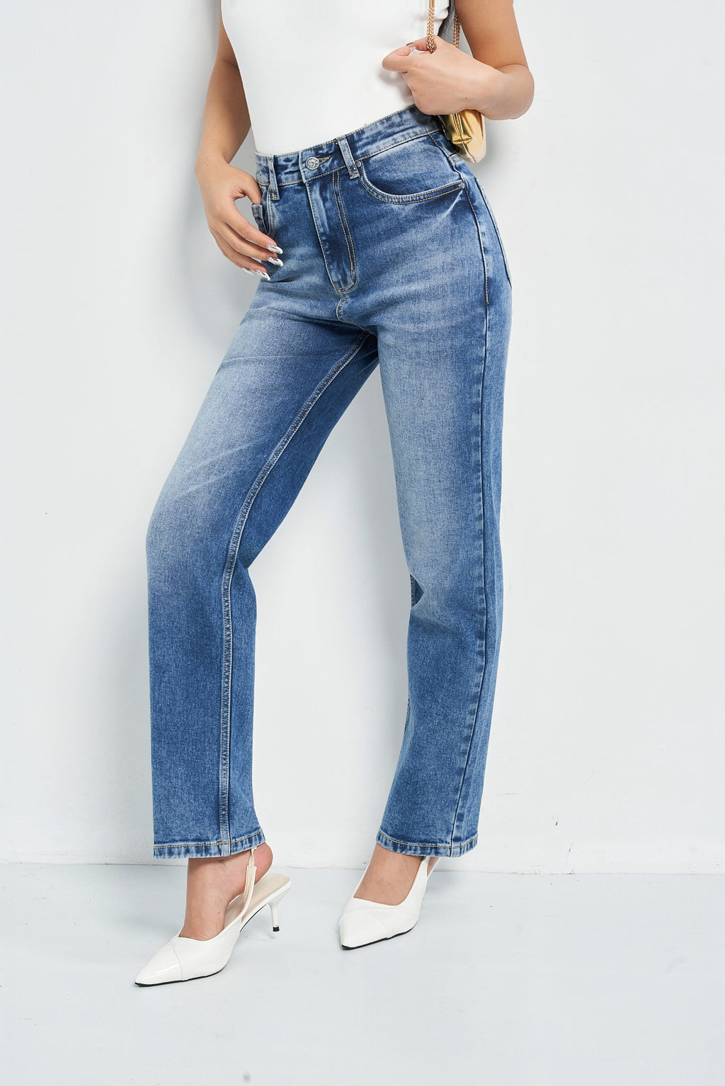 Sleek Tailored Straight Fit Jeans
