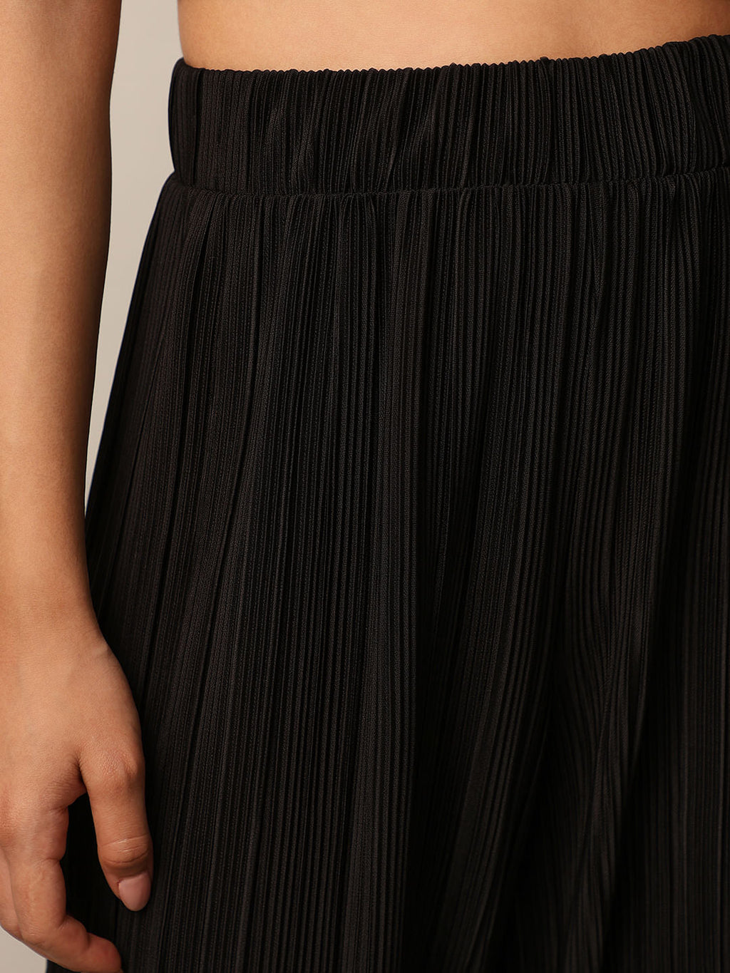 Black Textured Pant