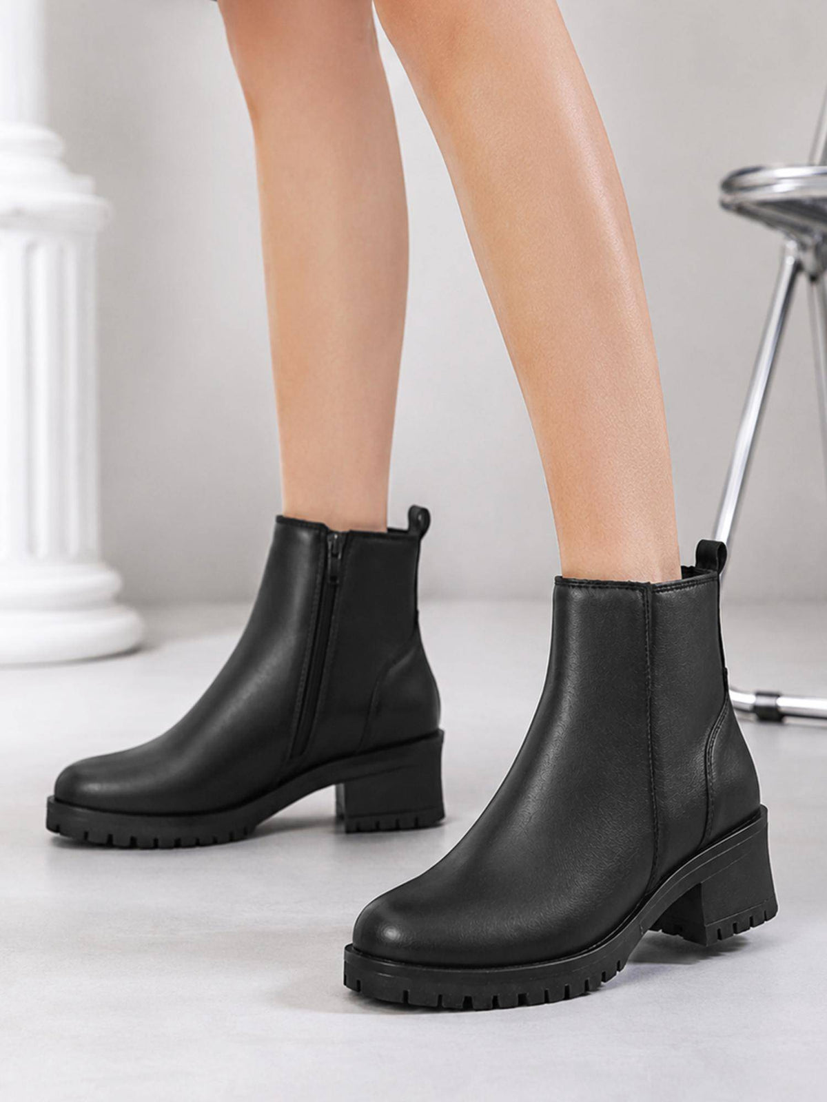 Women Black Boots | BT61 - view 1