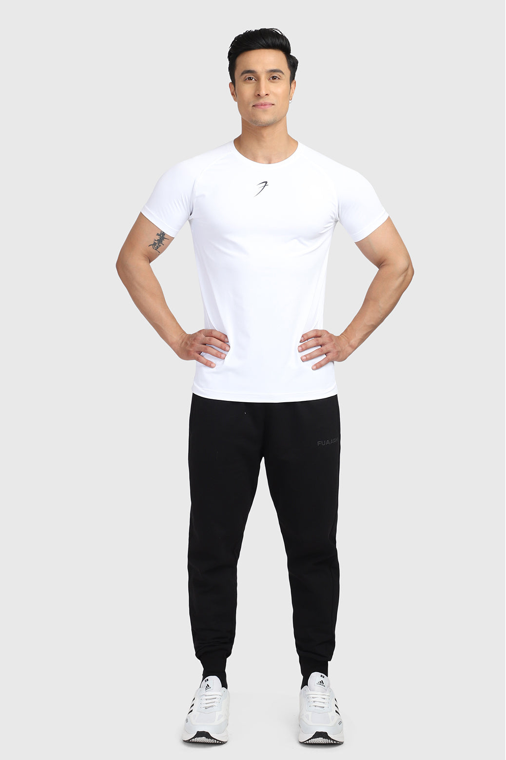 Sleek T-shirt White / Logo