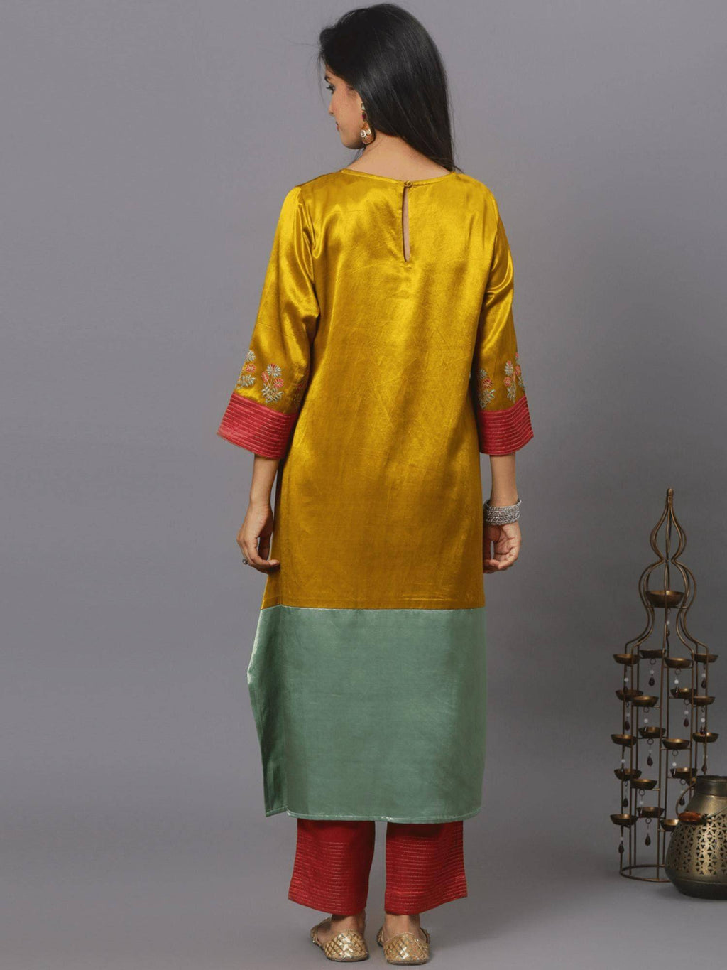 Color Block Mashru Silk Embroidered Sleeves Kurta | KDG - view 9
