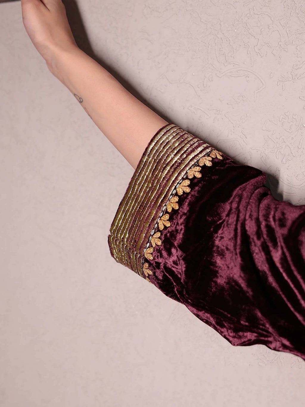 Wine Embroidered V-Neck Velvet Kurta | U3S - view 4