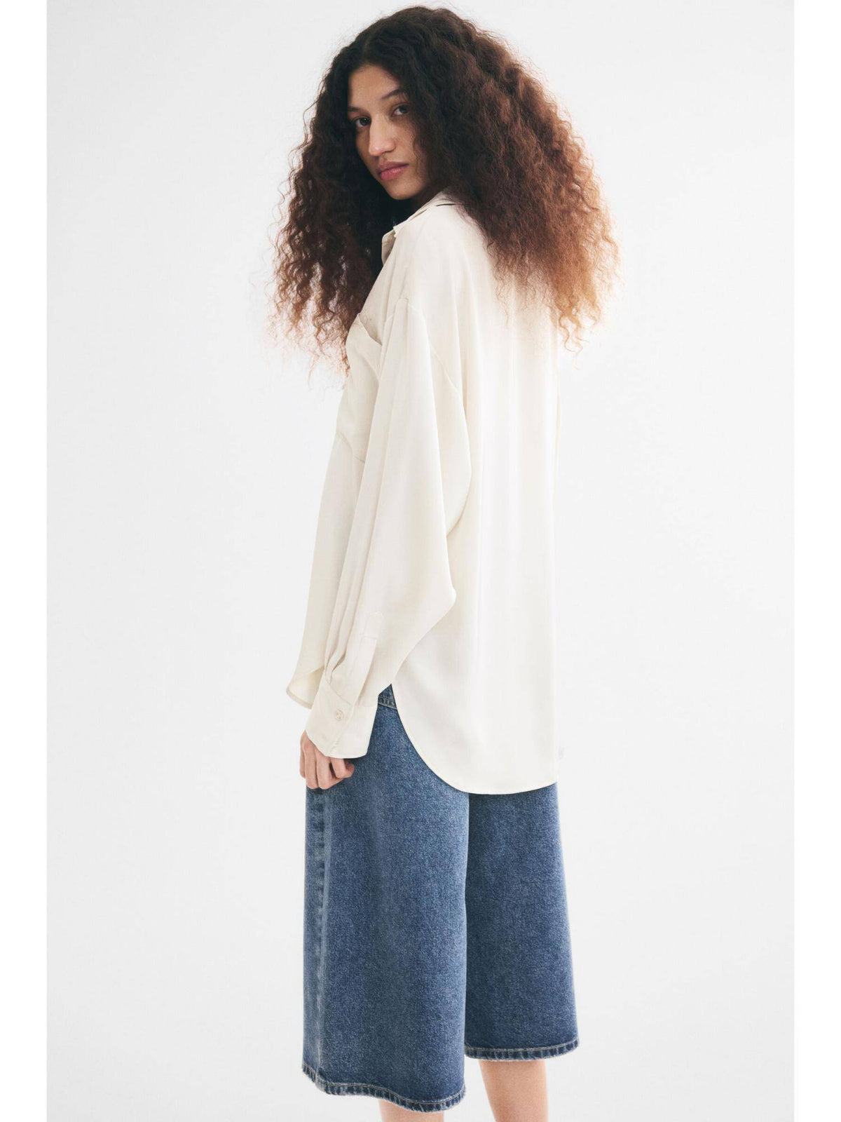 Women Red Loose-Fit Twill Shirt | S67 - view 6