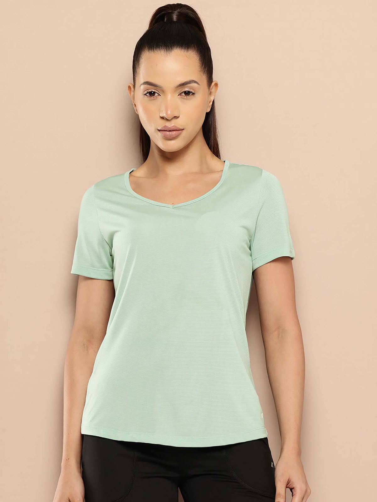 Green Slim Fit Pull On Round Neck T-Shirt | TT89 - view 1