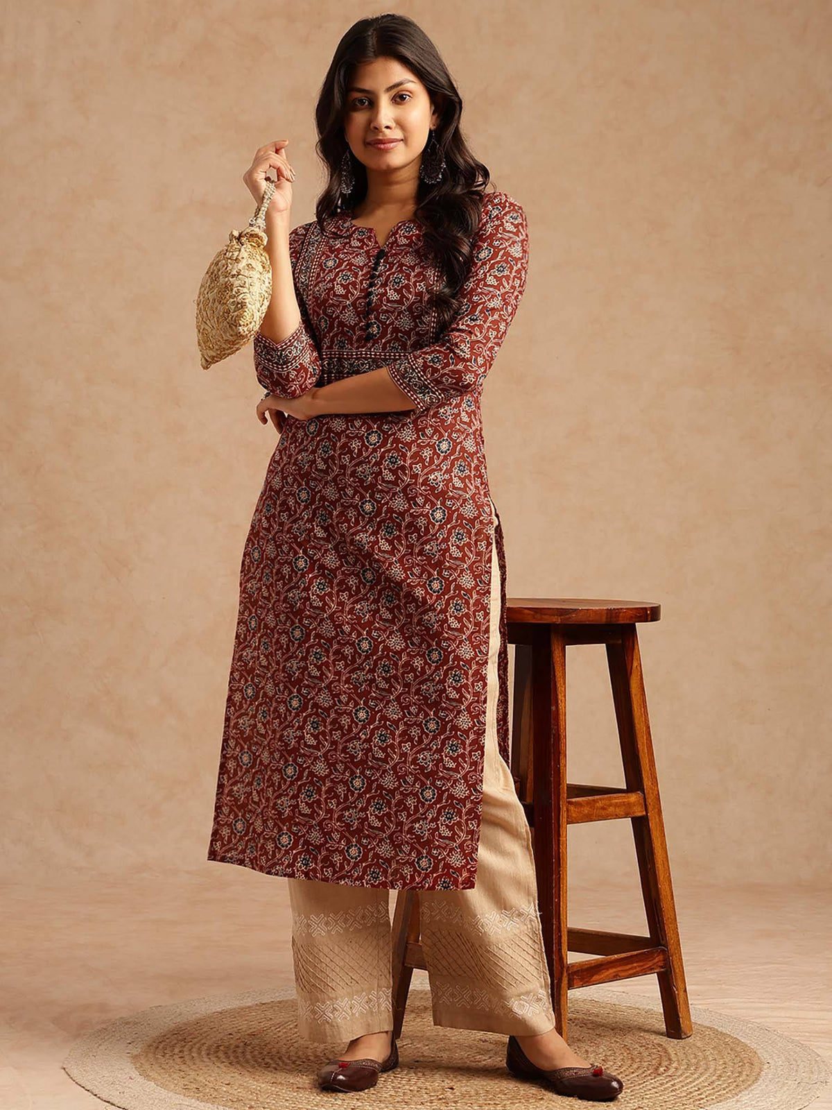Women Floral Print With Lace Work Straight Cotton Brown Kurta | FY93 - view 1