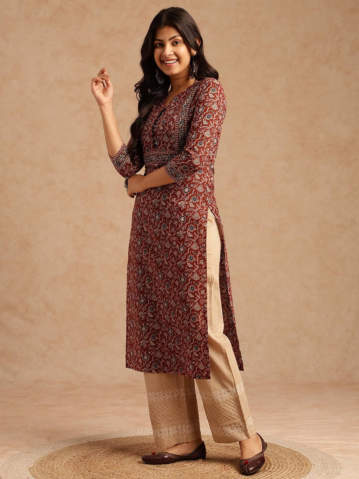 Women Floral Print With Lace Work Straight Cotton Brown Kurta | FY93 - view 3