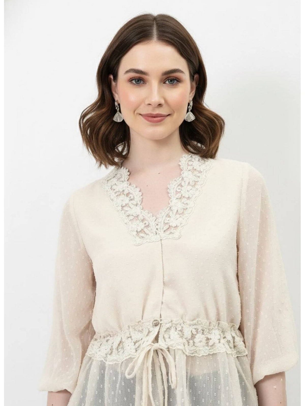 Off-White Dobby Chiffon Lace Top | pt51 - view 4