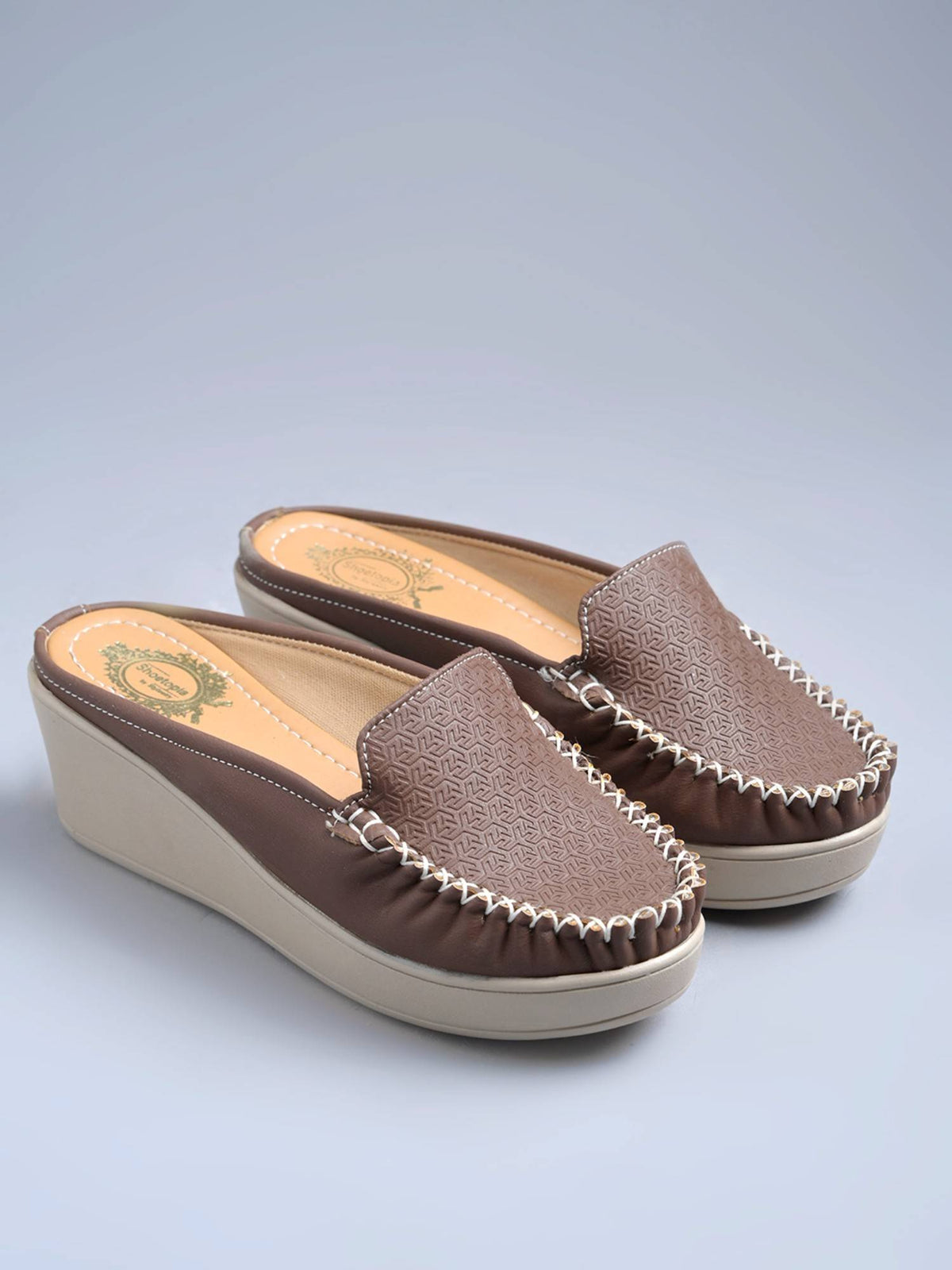 Women Brown Textured Mules Heels | H78 - view 4