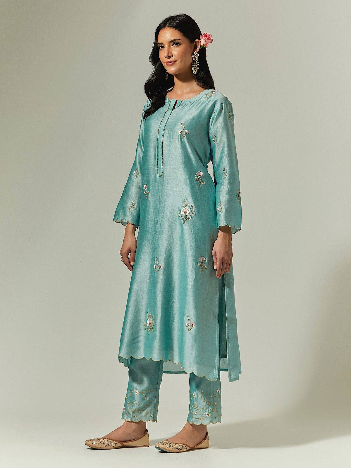 Light Pink Silk Chanderi Hand Embroidered Kurta With Plackett | FY93 - view 22