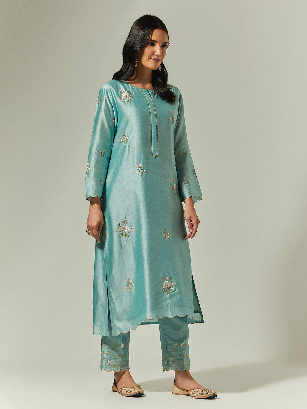 Light Pink Silk Chanderi Hand Embroidered Kurta With Plackett | FY93 - view 23