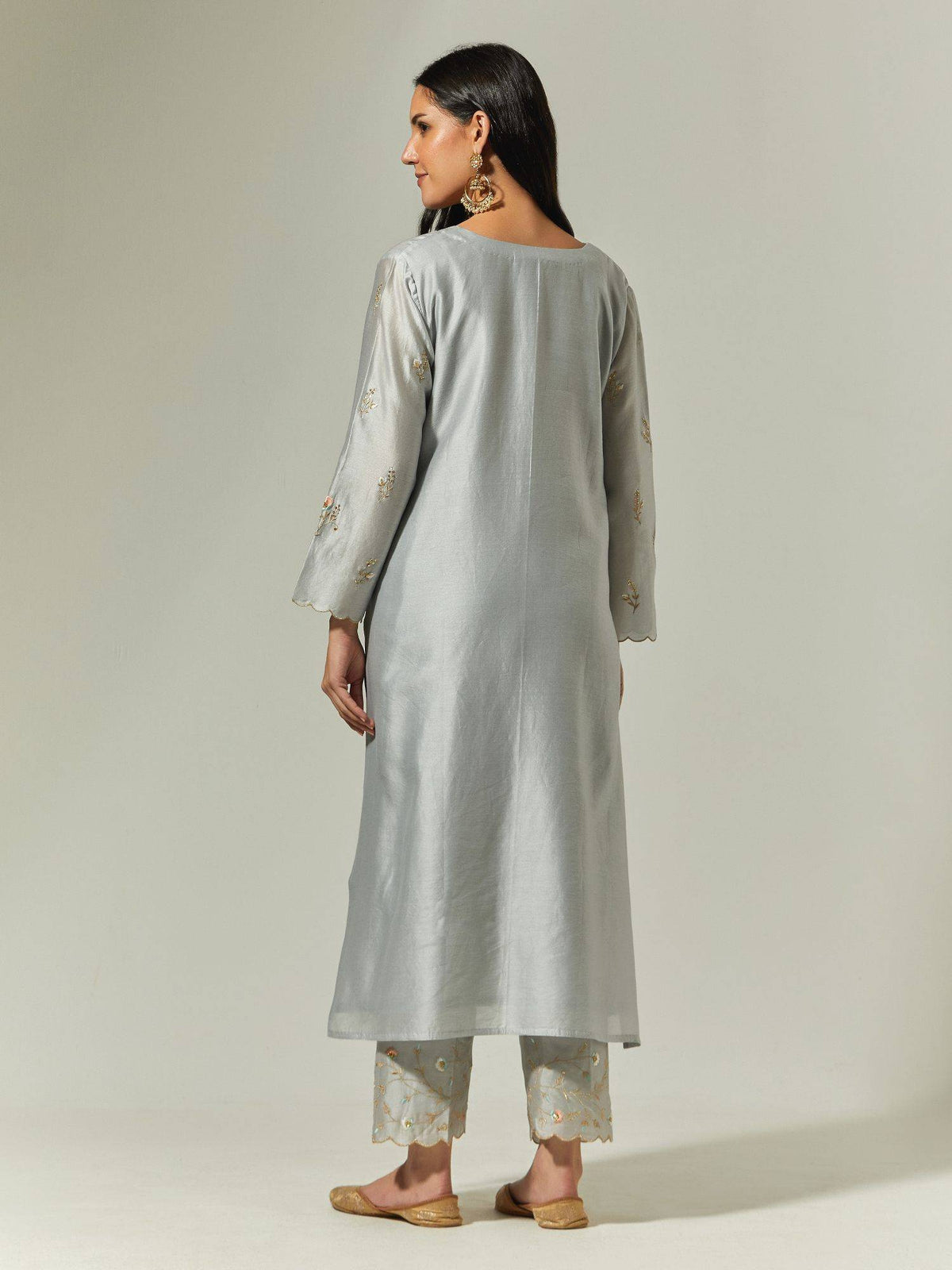 Light Pink Silk Chanderi Hand Embroidered Kurta With Plackett | KDG - view 9