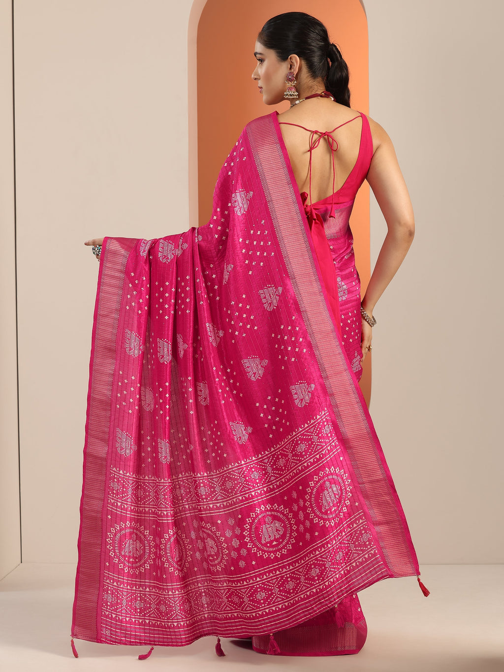 Libas Pink Printed Silk Blend Saree With Unstitched Blouse Piece