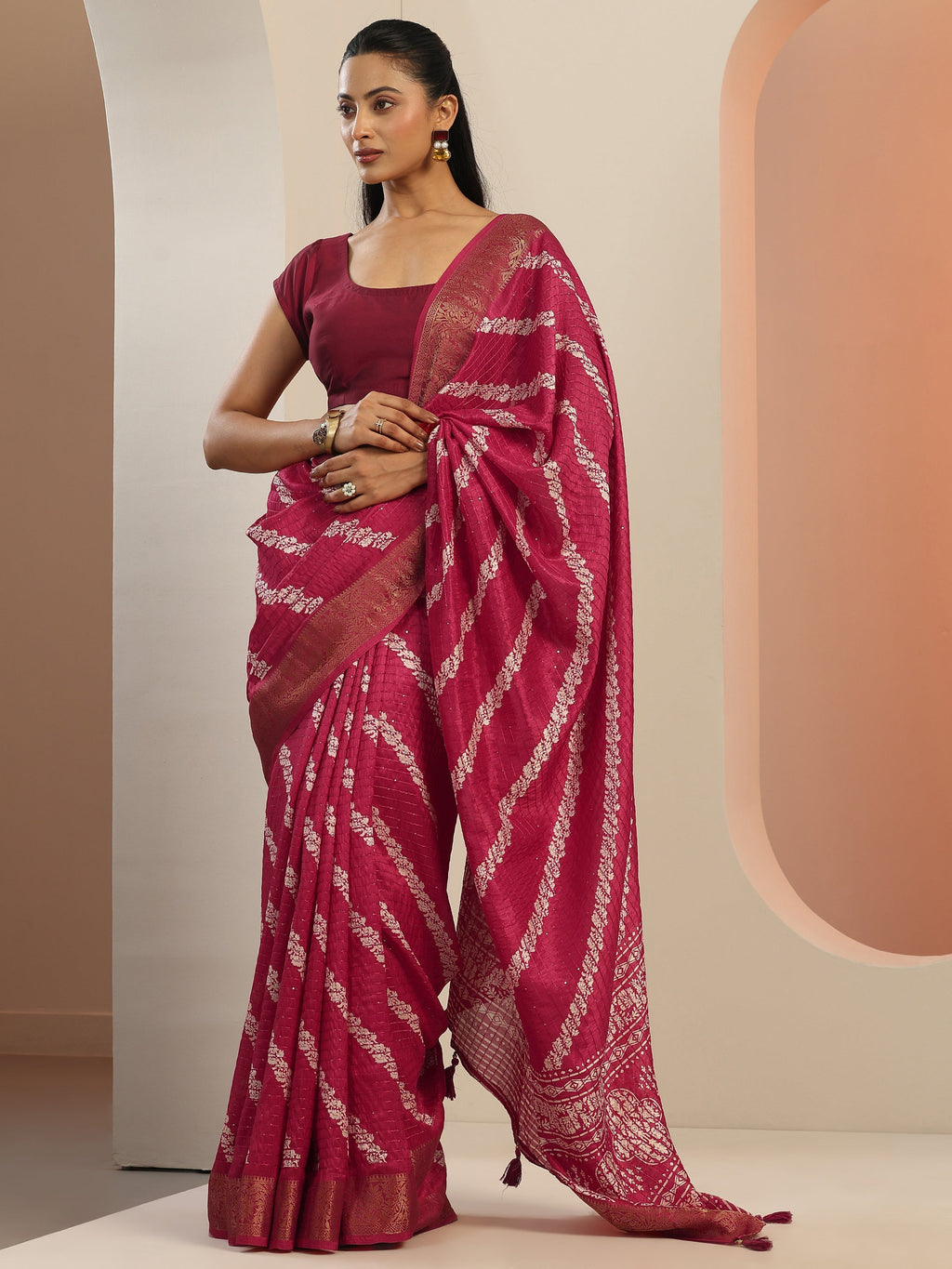 Libas Pink Printed Silk Blend Saree With Unstitched Blouse Piece