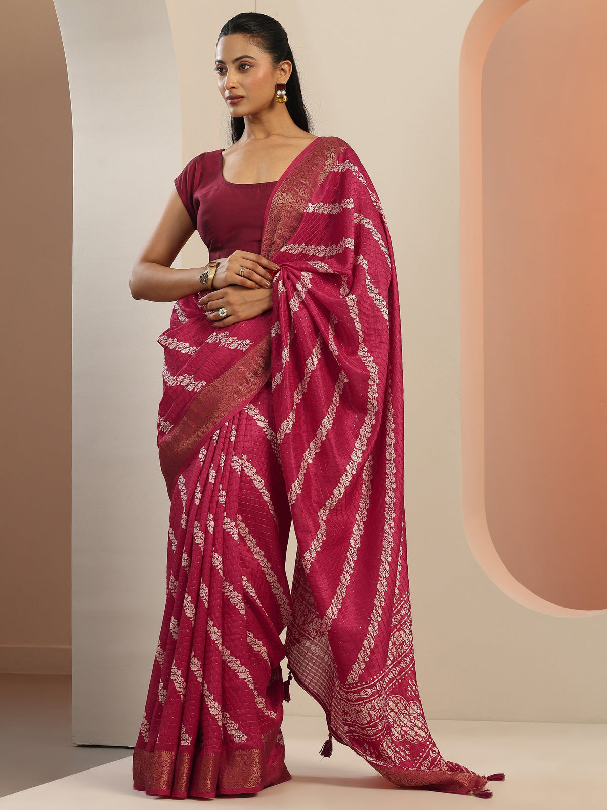 Libas Pink Printed Silk Blend Saree With Unstitched Blouse Piece